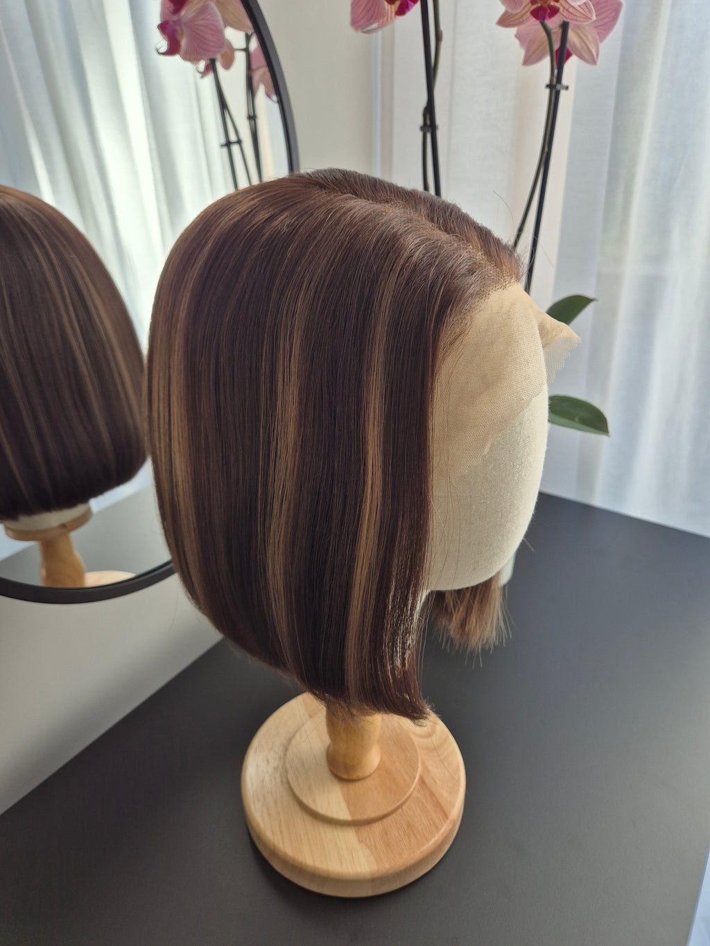 "Roxy" synthetic hair wig