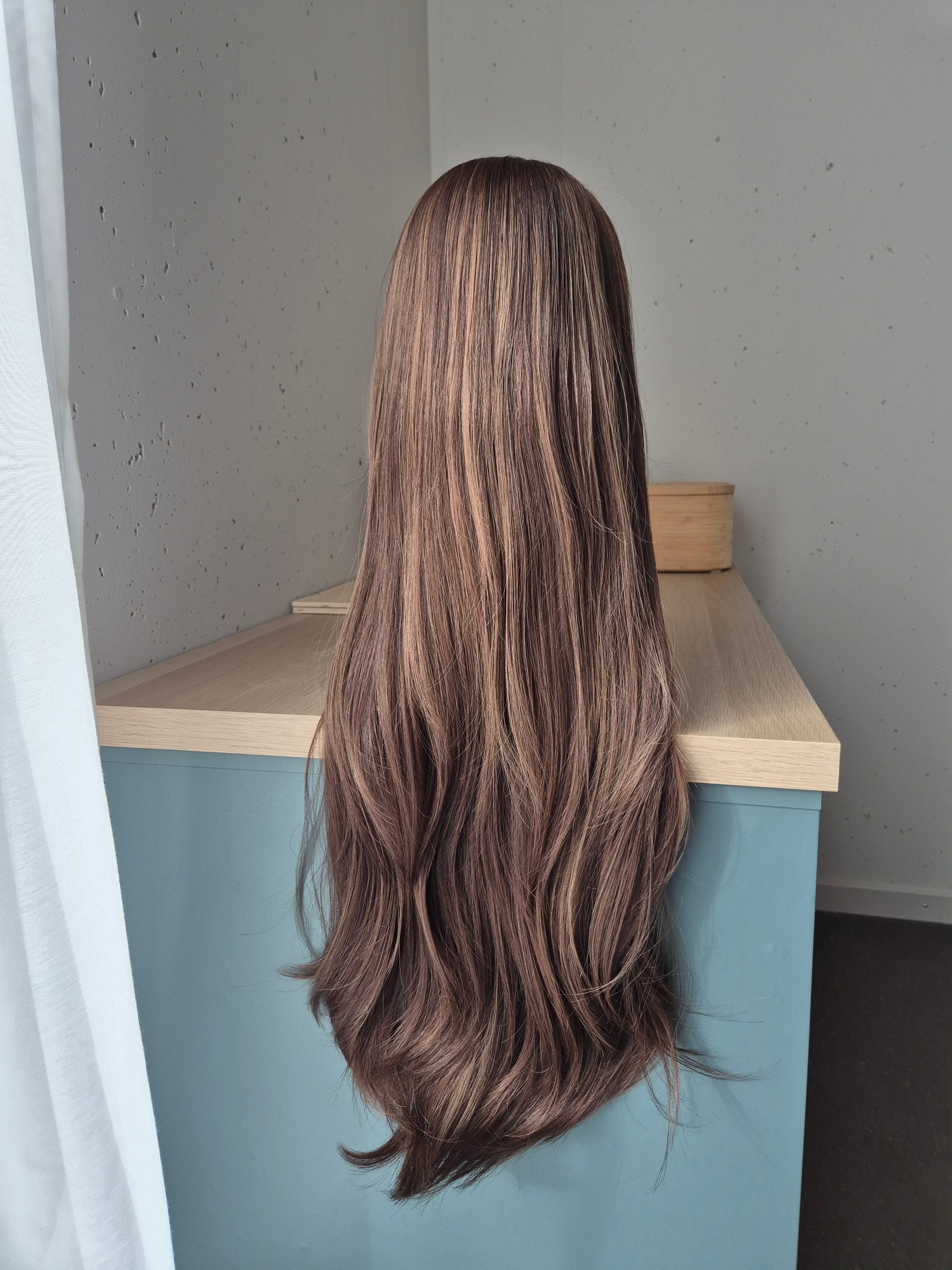 "Maya" synthetic hair wig