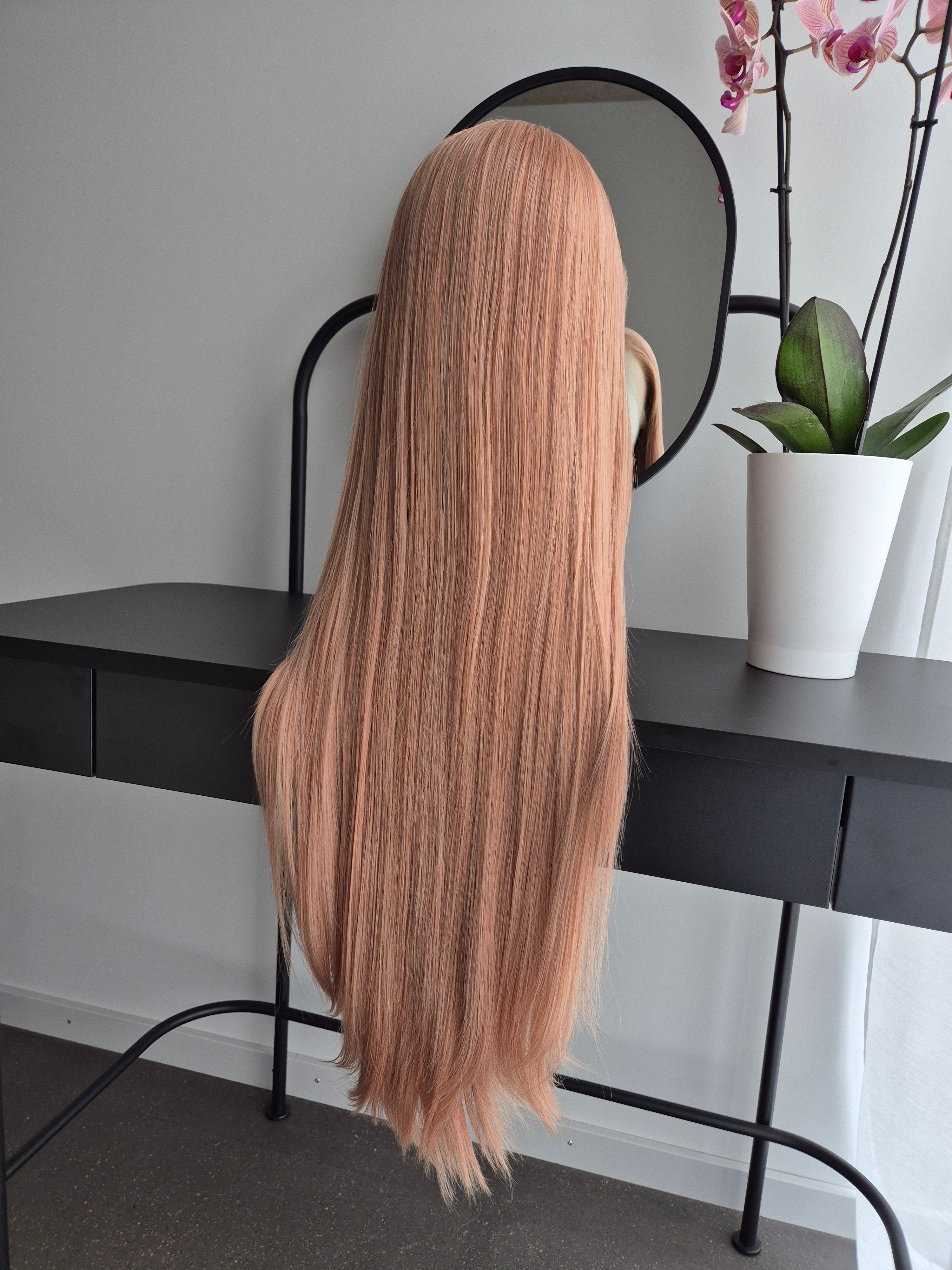 "Lena" synthetic hair wig
