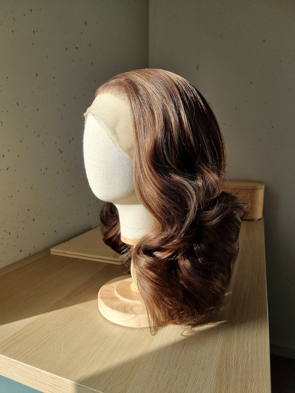 "Ilana" synthetic Hair Wig