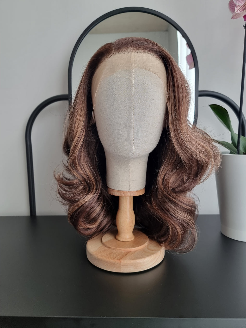 "Ilana" synthetic Hair Wig