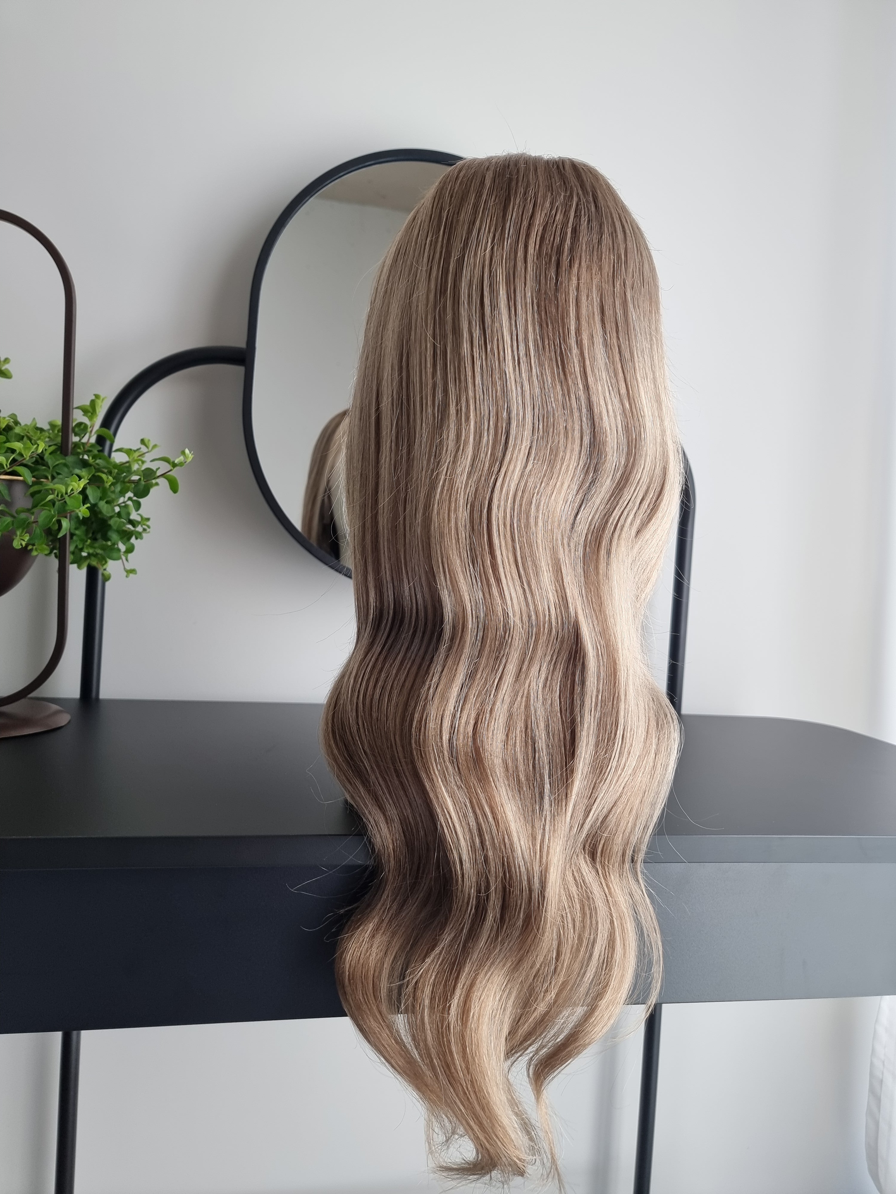 Remy Human Hair Wig (size M)— Platinum Collection