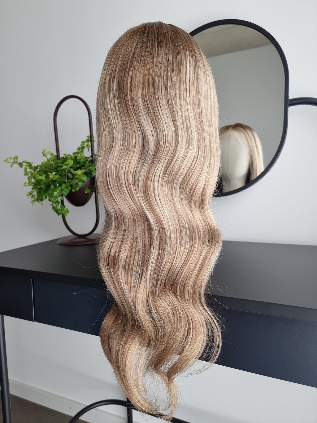 Remy Human Hair Wig (size M)— Platinum Collection