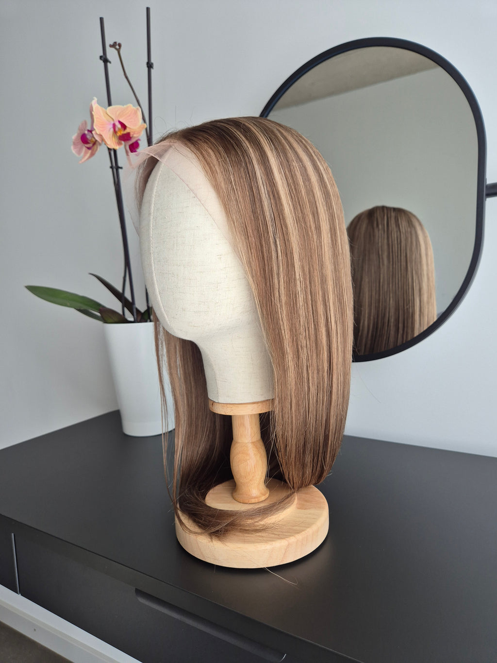 Remy Human Hair Wig (size M)— Platinum Collection