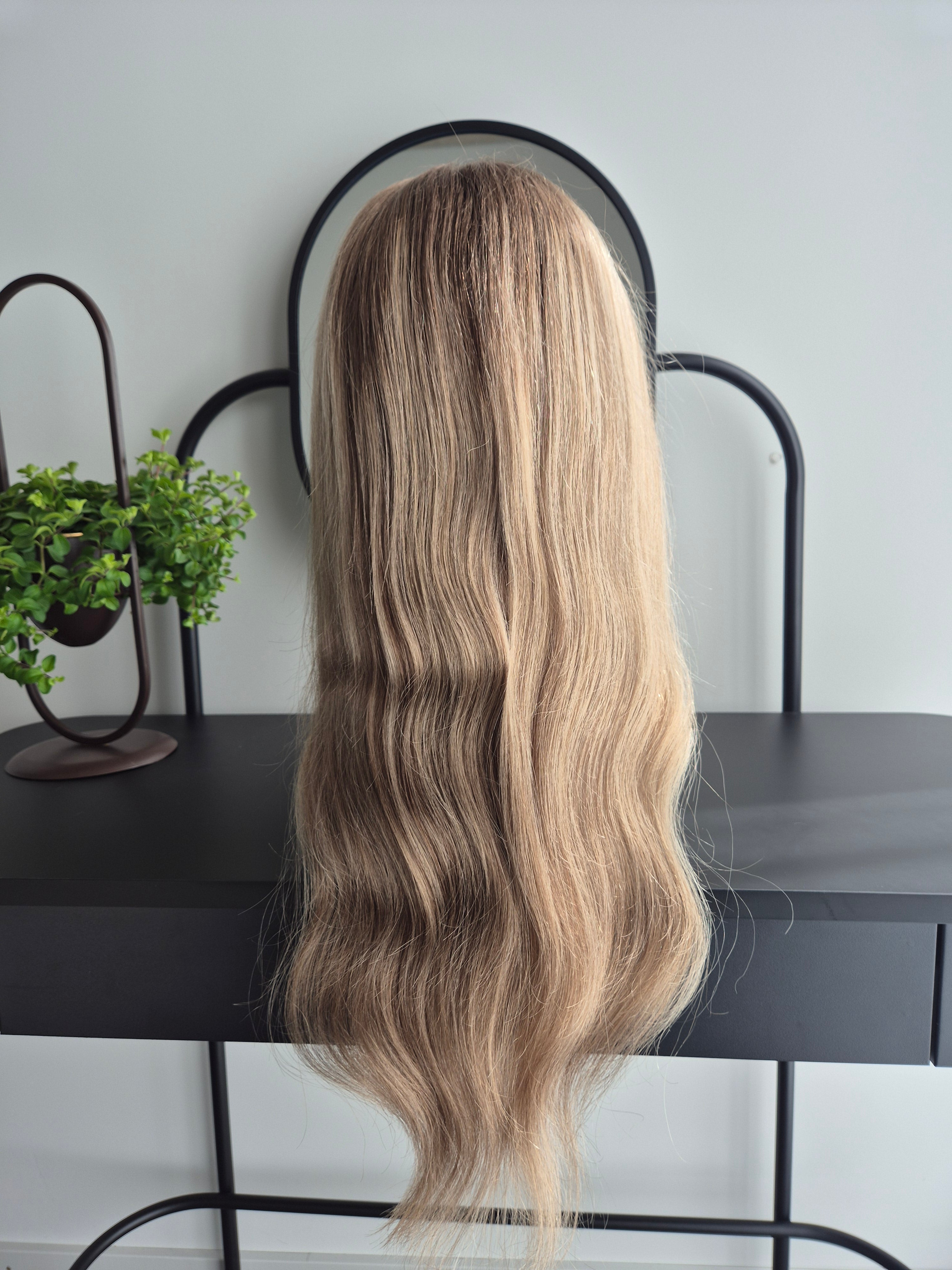 Remy Human Hair Wig (size M)— Platinum Collection