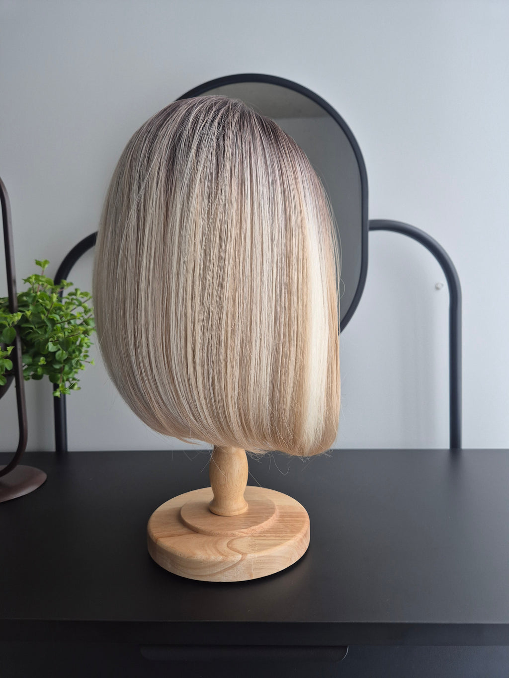 "Chloe" synthetic hair wig