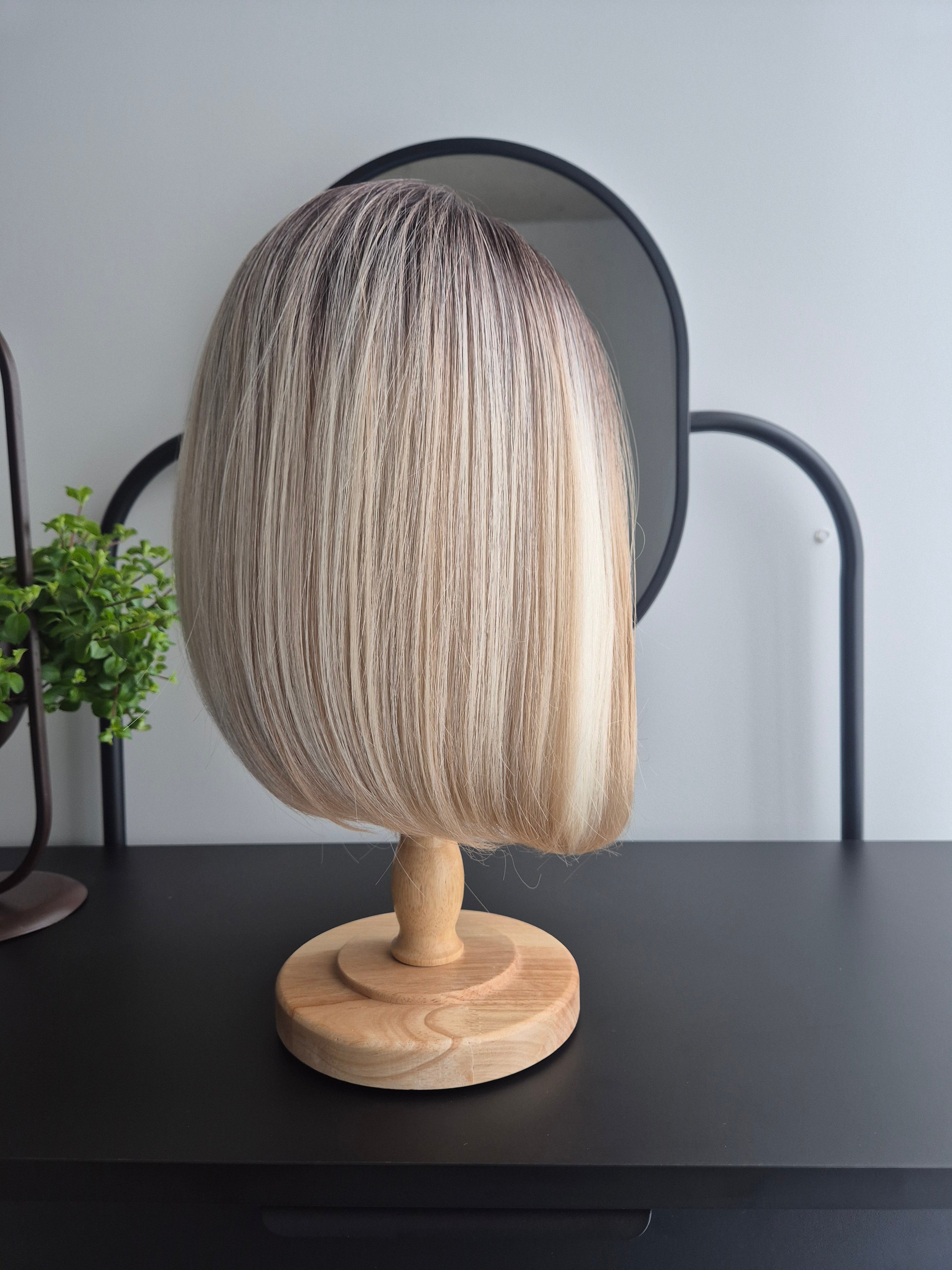 "Chloe" synthetic hair wig