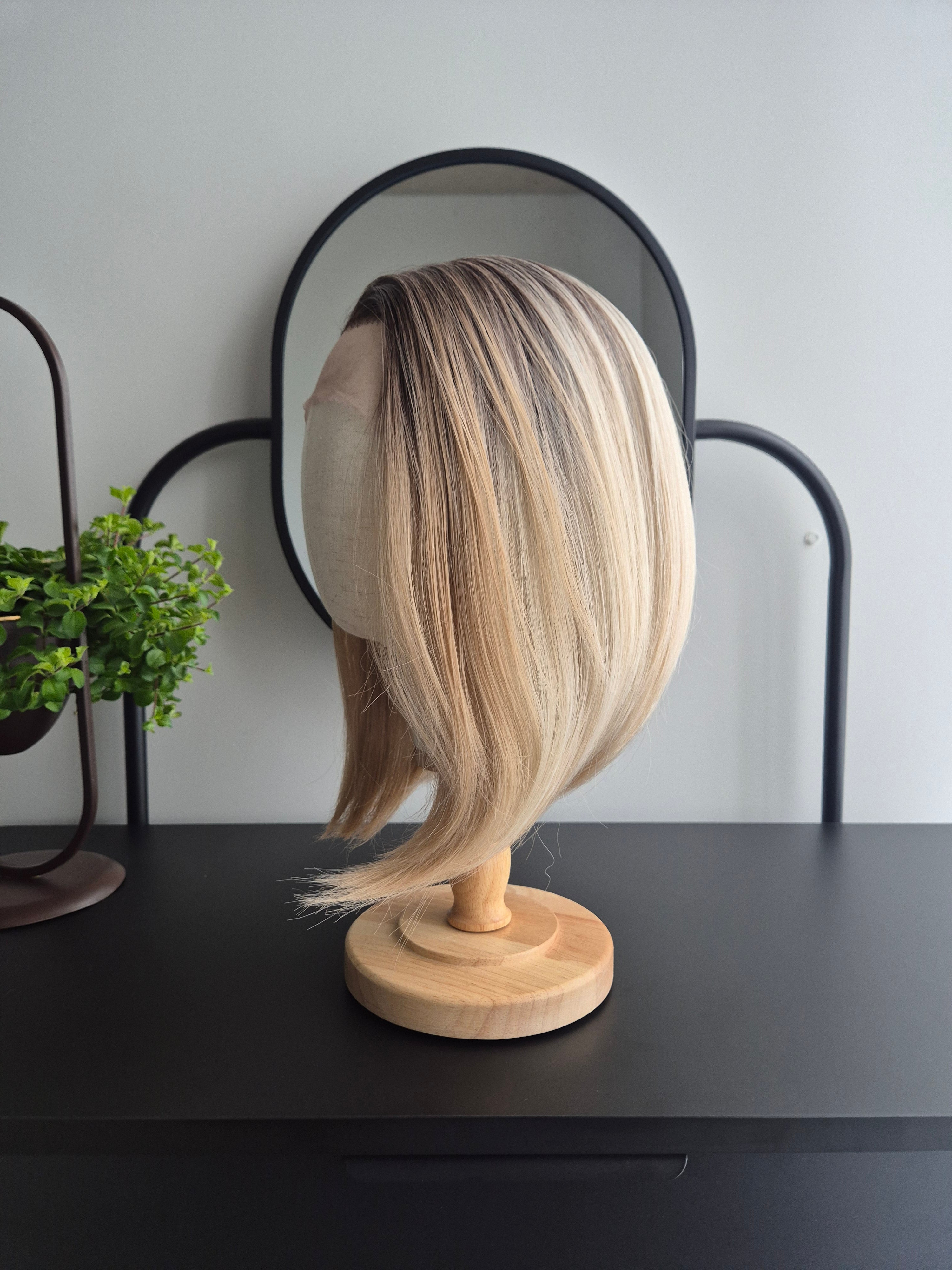 "Chloe" synthetic hair wig