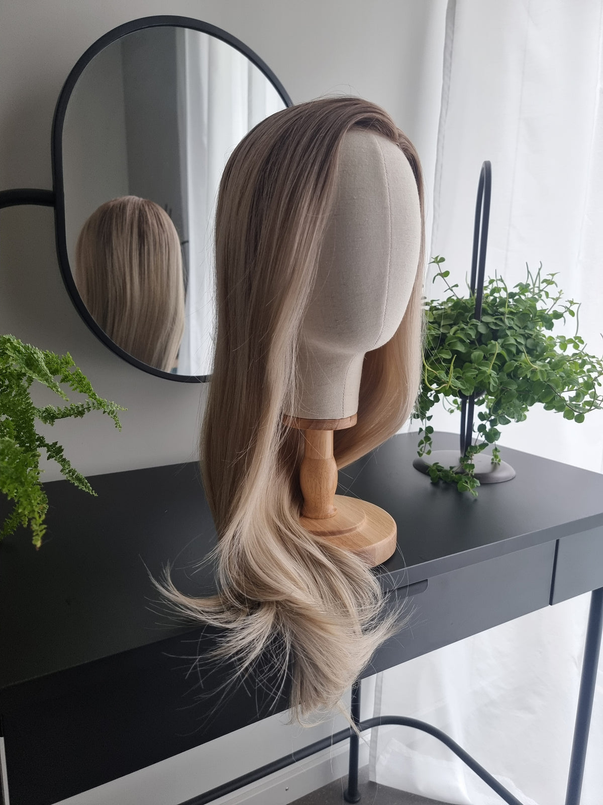 "Evelin" monofilament wig, side part