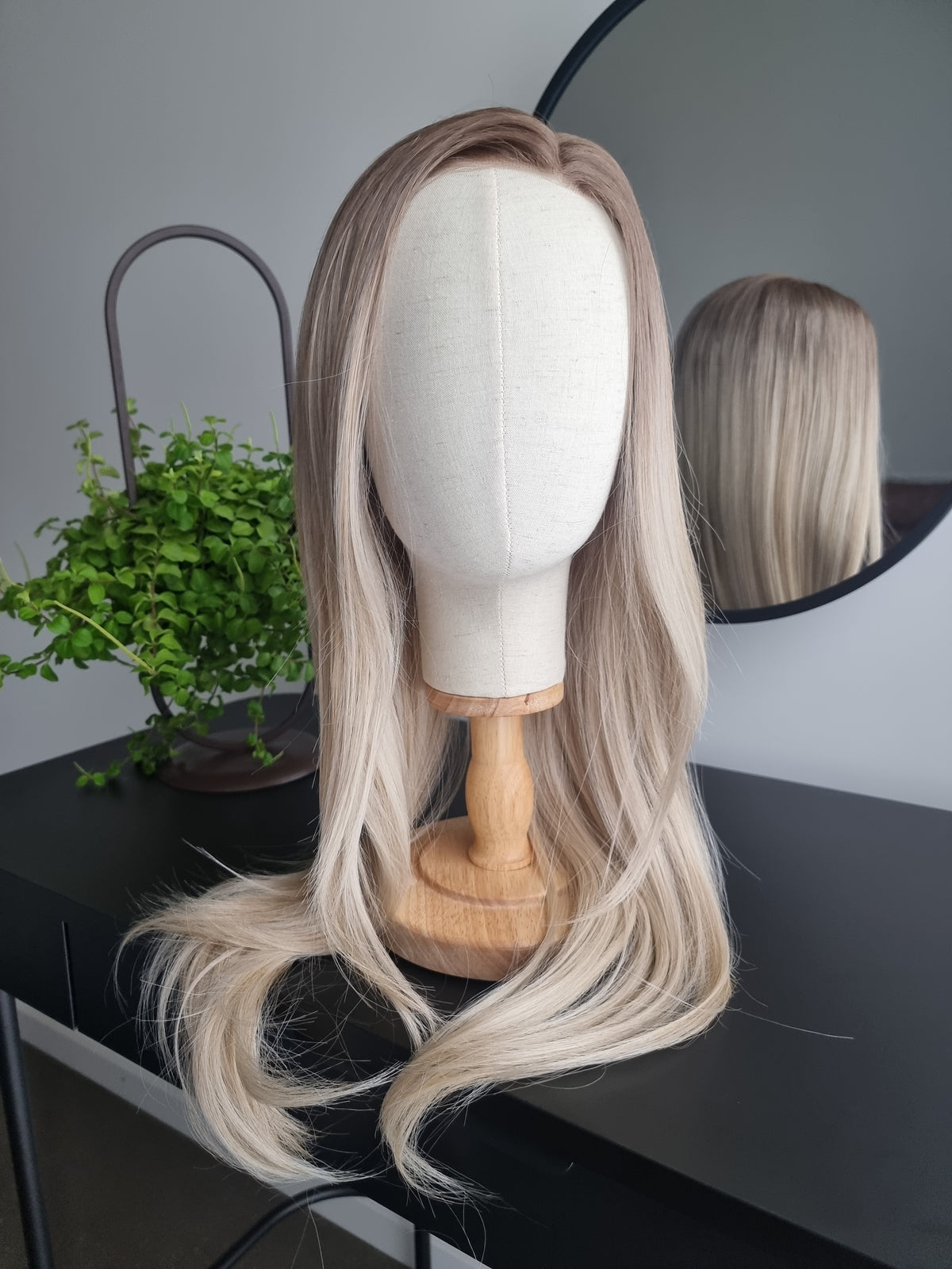 "Evelin" monofilament wig, side part