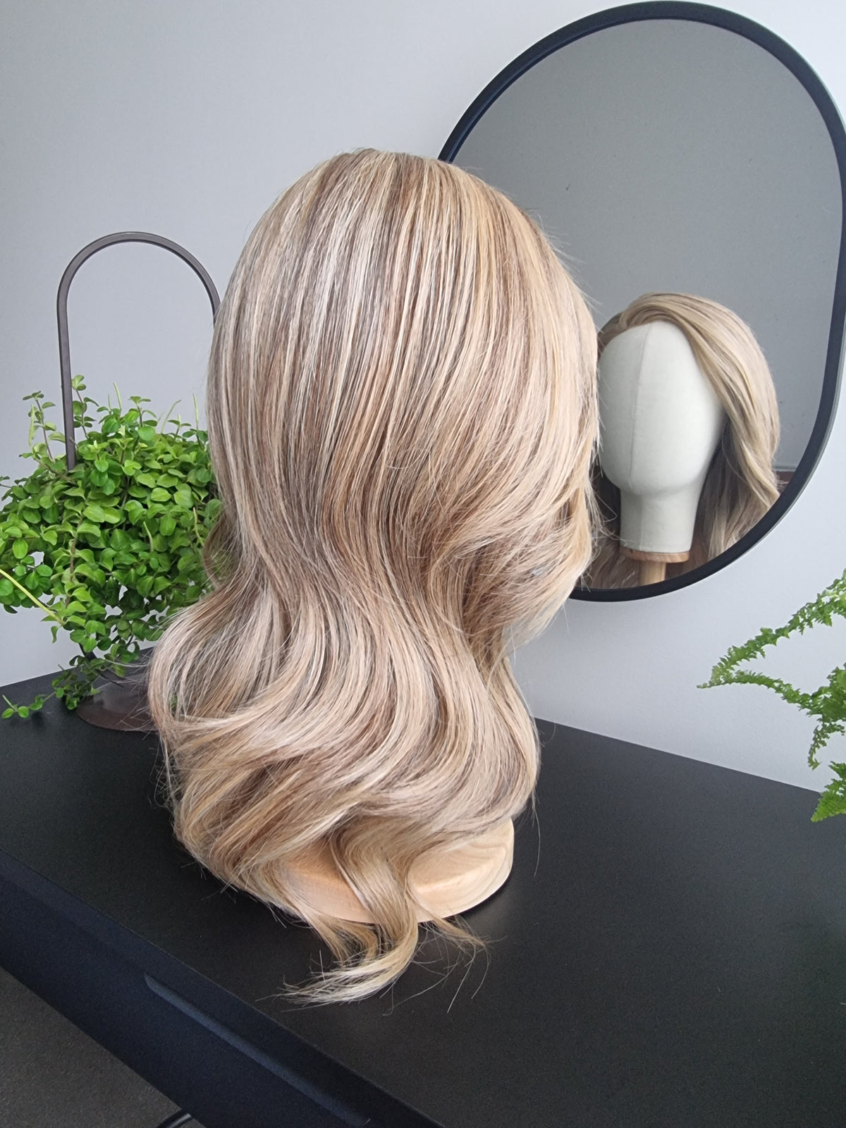 "Sandy" monofilament wig, side part