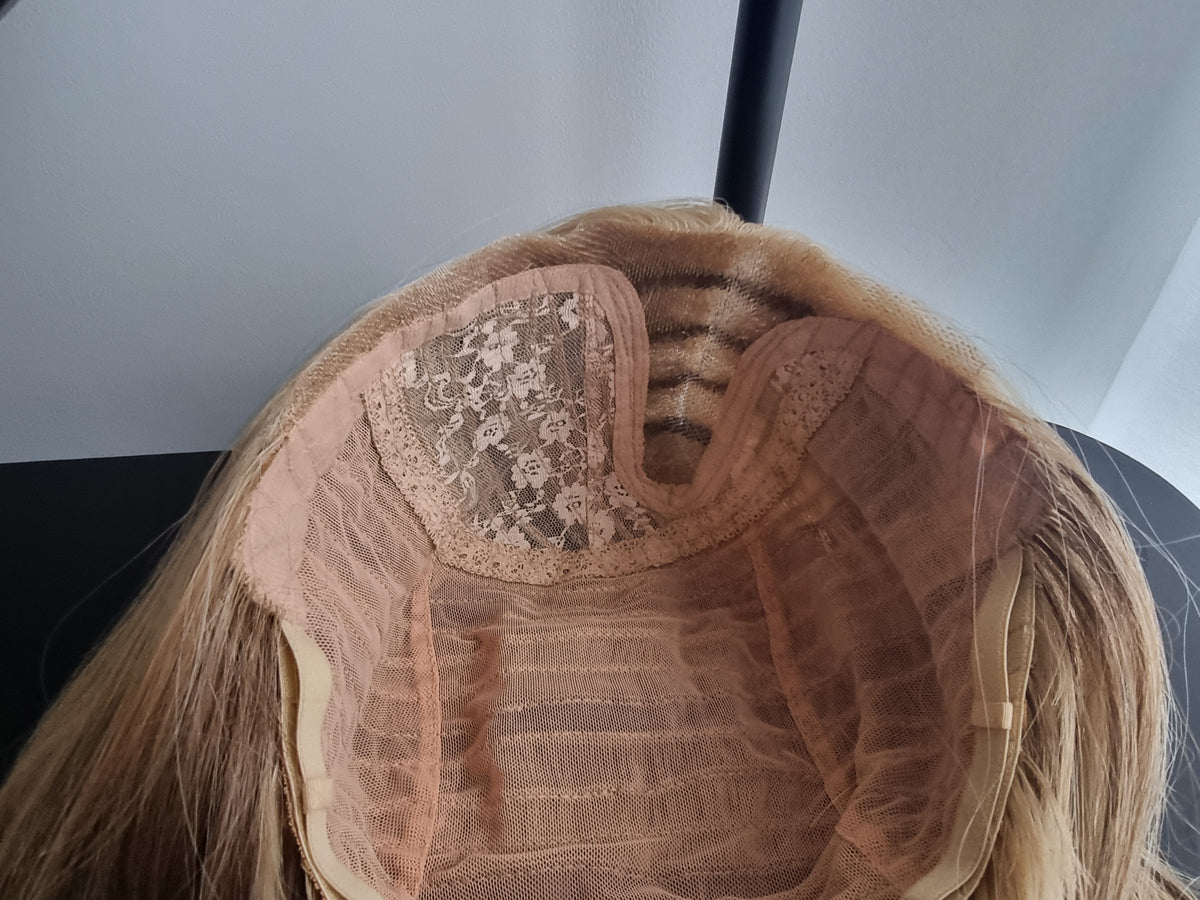 "Sandy" monofilament wig, side part
