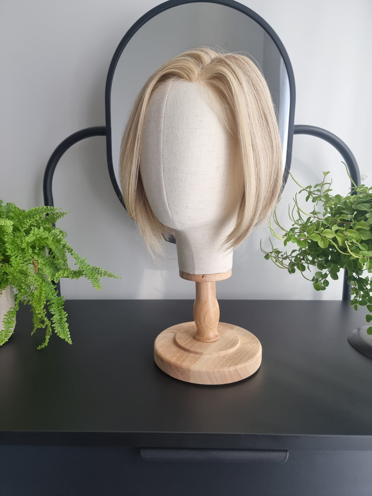 "Sam" monofilament wig, side part