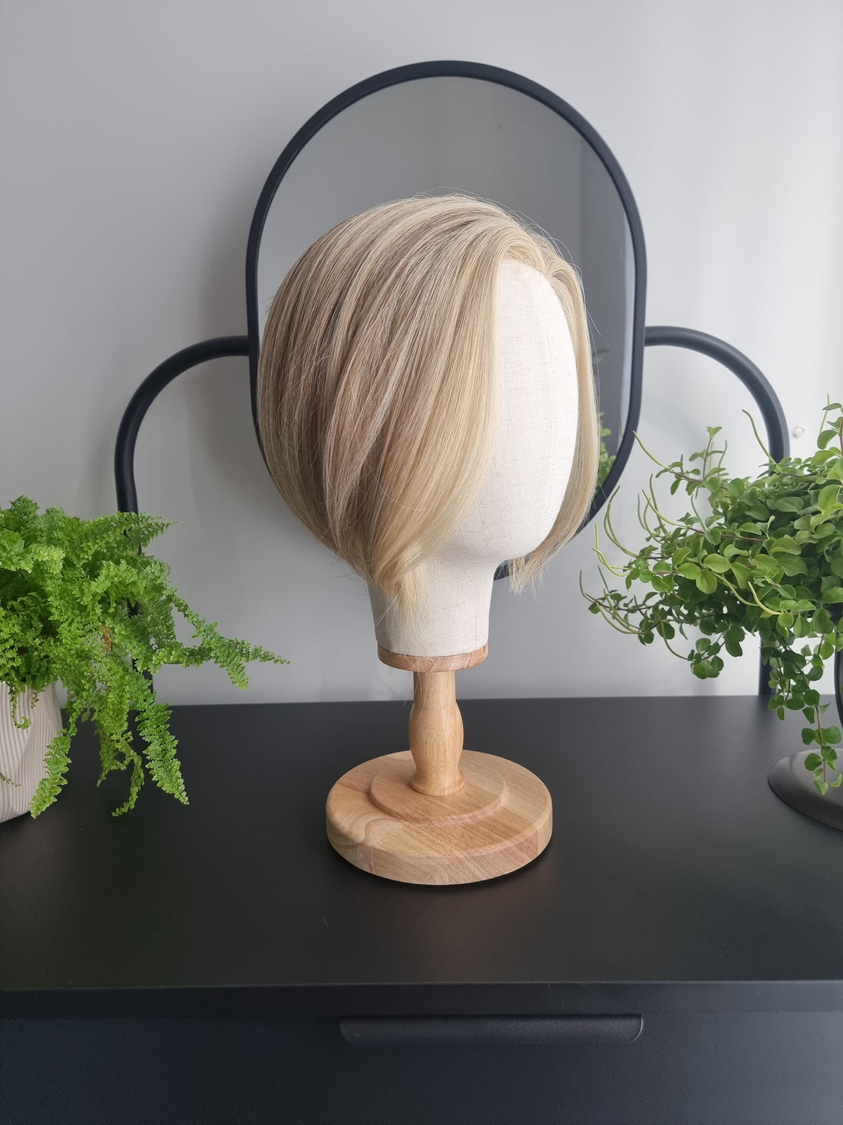 "Sam" monofilament wig, side part