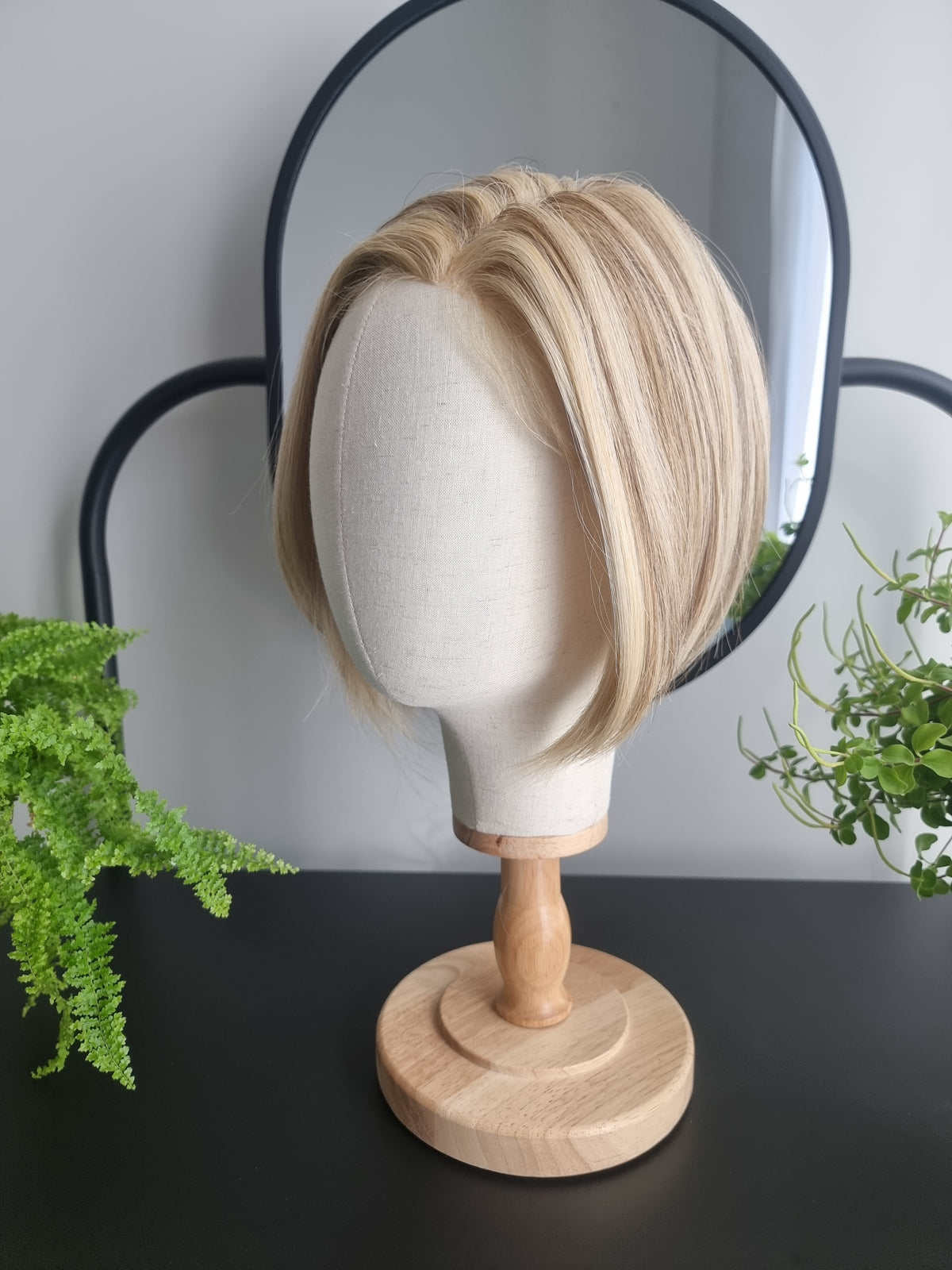 "Sam" monofilament wig, side part